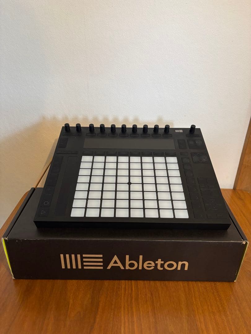 Ableton Push 2 MIDIコントローラー s-l400.jpg