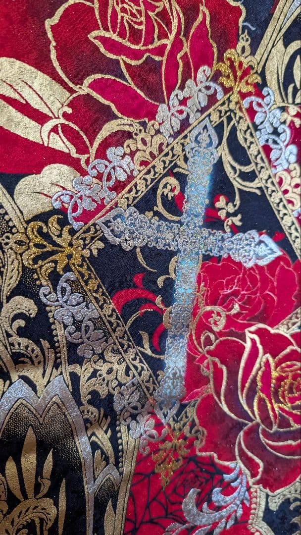 超美品•現代柄】赤・黒・金 バラ模様の 振袖＆袋帯のセット♪162cm