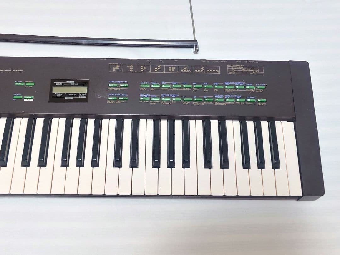 YAMAHA DX27 FM音源 61鍵 ヤマハ シンセ 80年代 出音難あり - メルカリ