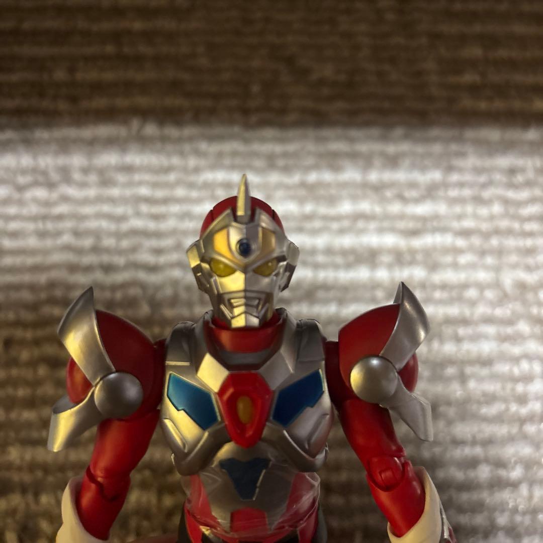 も*ゃ様 S.H.Figuarts(真骨彫製法)グリッドマン　フィギュアーツ