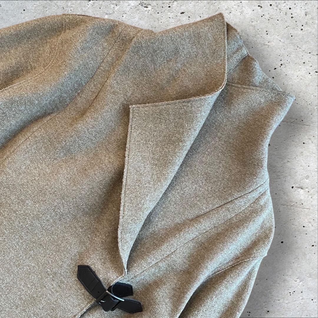 オンワード 自由区 ウール100% スタンドカラー ミドル丈コート