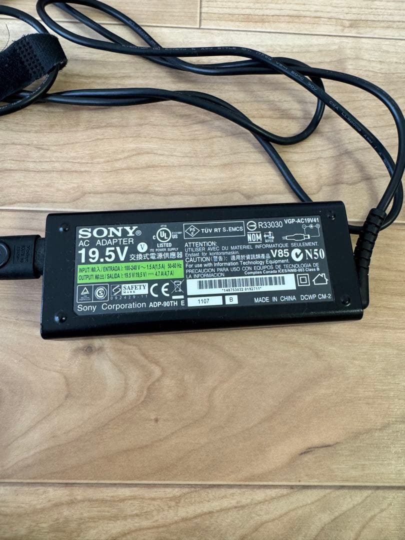 SONY VAIO PCG-71611N】発送時初期化ノートパソコン - メルカリ