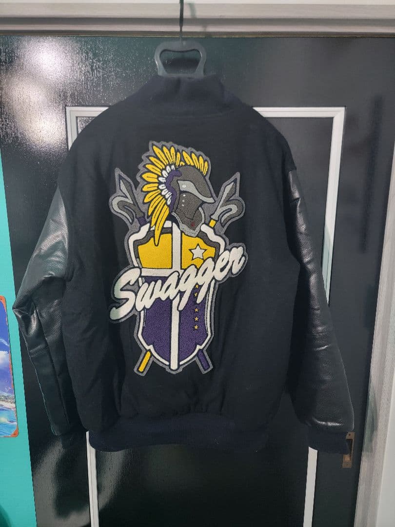 Swagger スタジャン - メルカリ