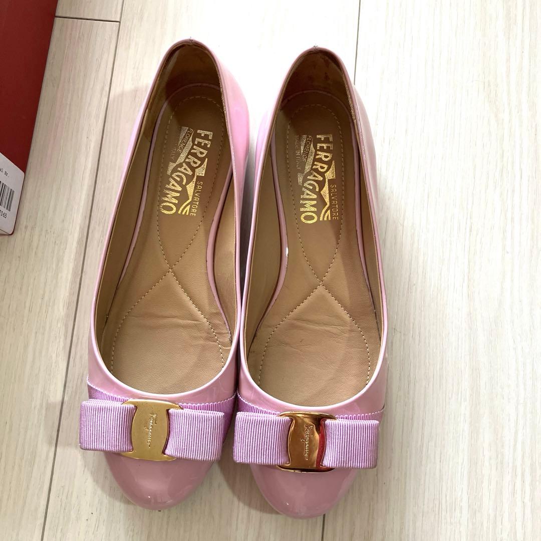 美品2度着　フェラガモ　ピンクバレーシューズ　6 (23.0cm〜23.5cm)