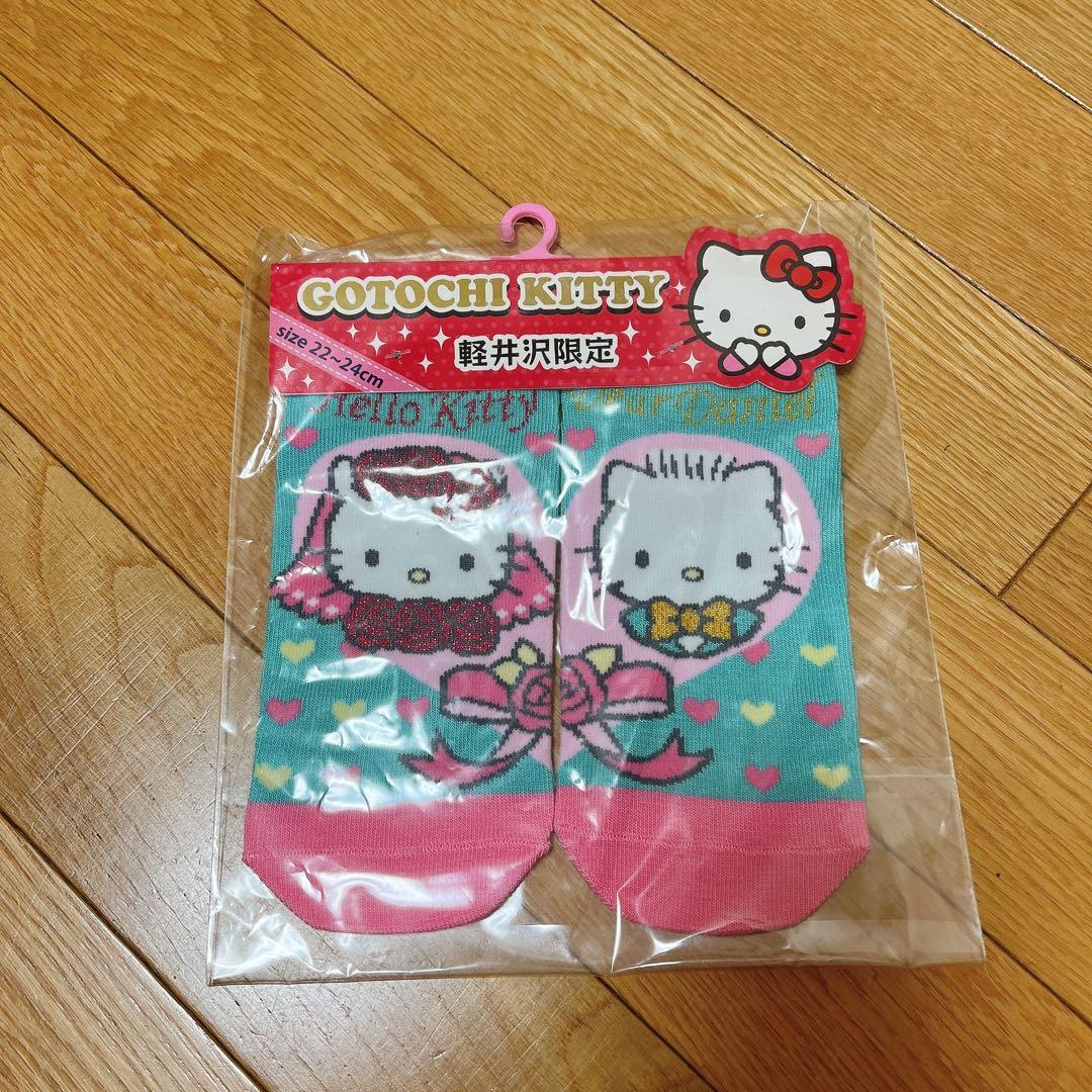 ご当地キティ靴下(軽井沢) - メルカリ