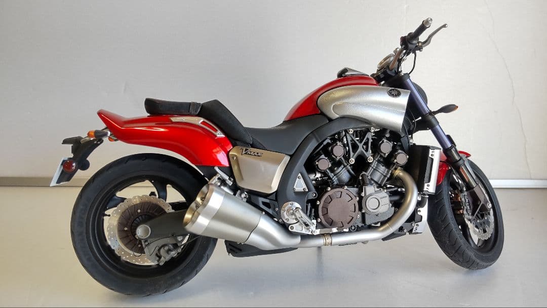 希少 hpi 1/6 YAMAHA V-max レッド ミニカー - メルカリ