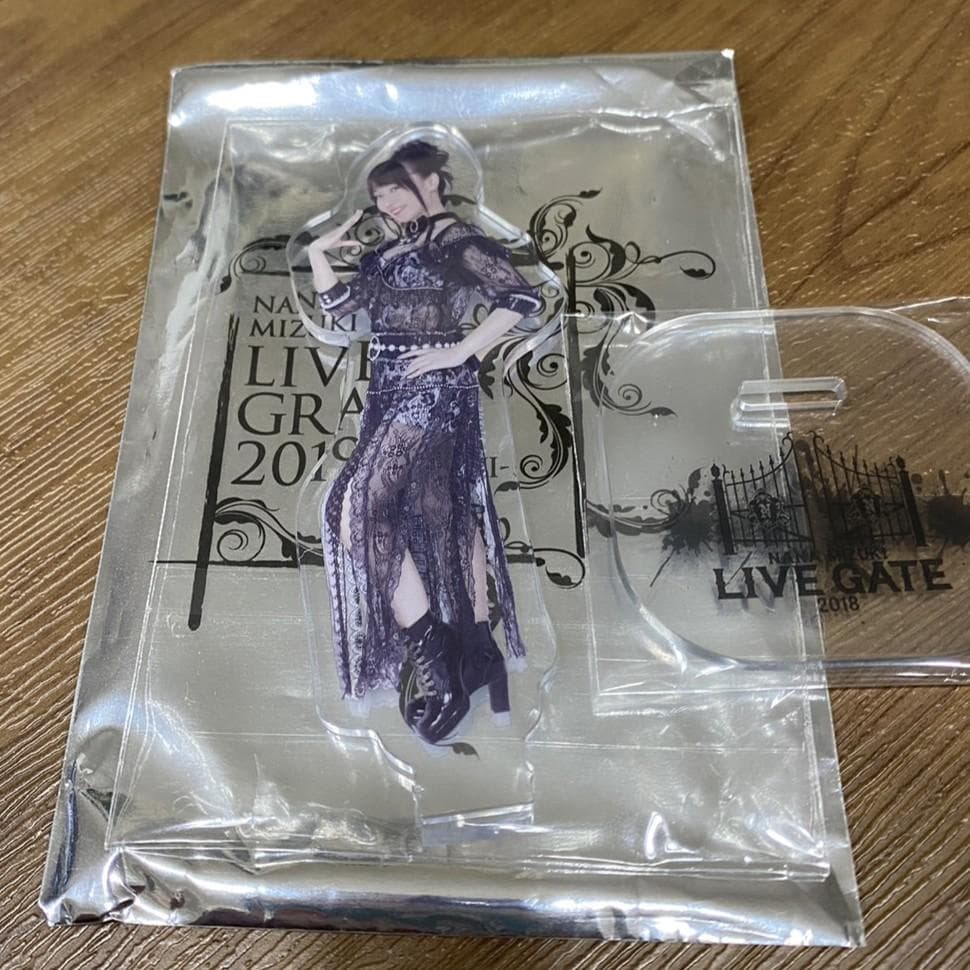水樹奈々 アクリルスタンド 2019 LIVE GATE - メルカリ