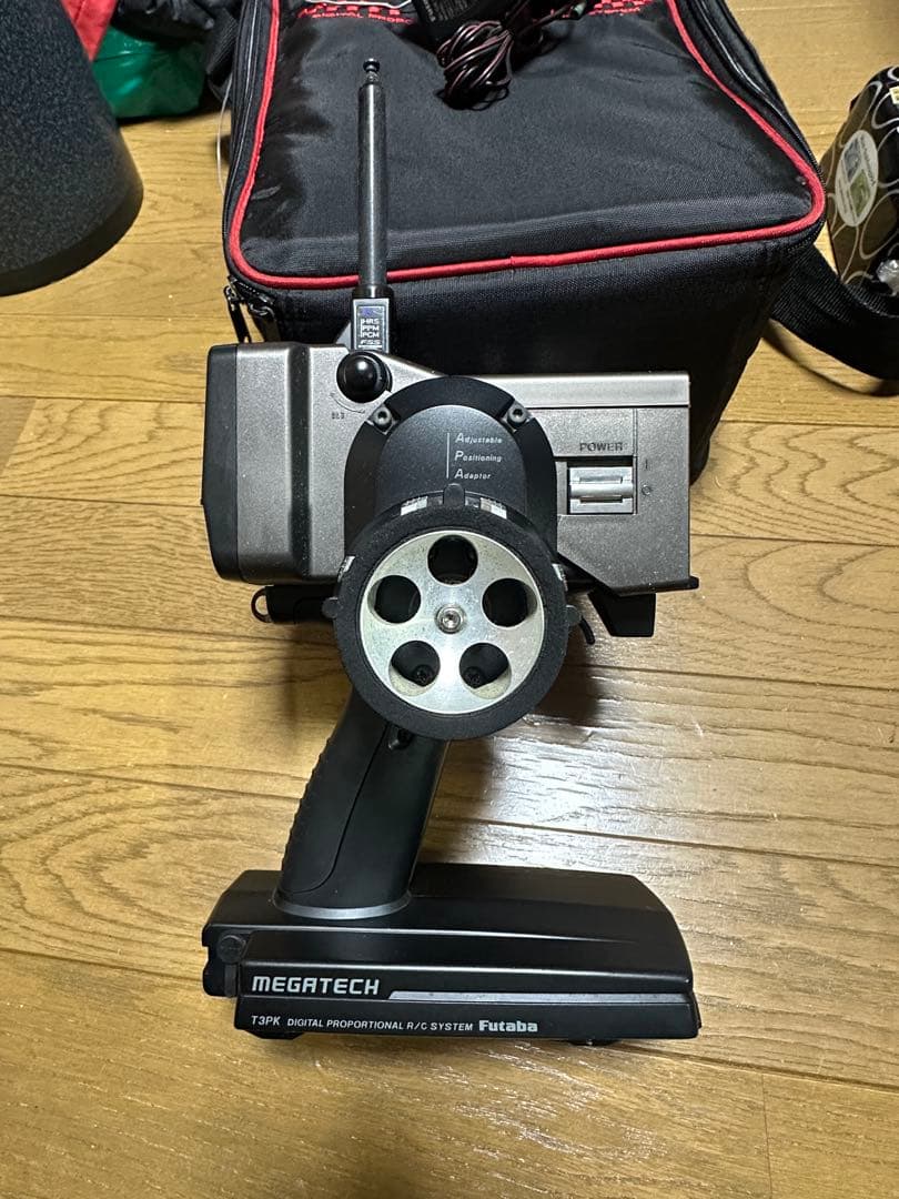 フタバ 3PK SUPER 40MHz R303FHS×2個 フタバ純正バッグ付 - メルカリ