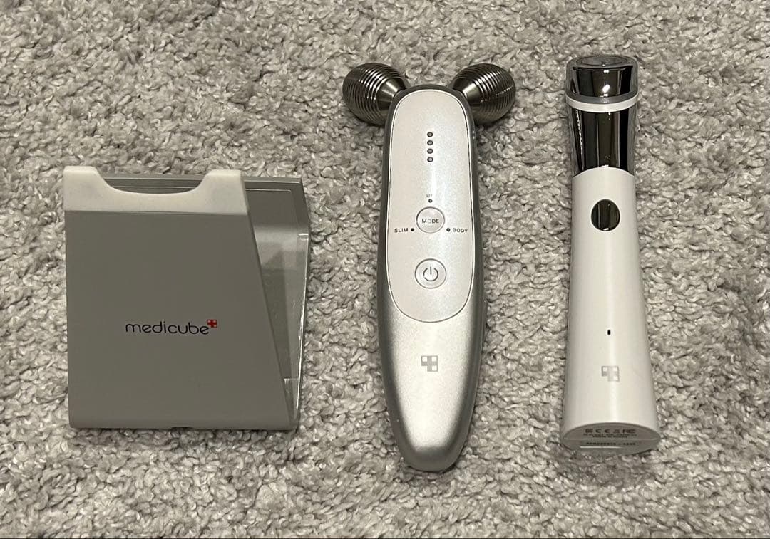 メディキューブ　ダーマエアショット &ダーマEMSショット 2点セット MEDICUBE(メディキューブ) / AGE-R EMSダーマショットの口コミ写真（by