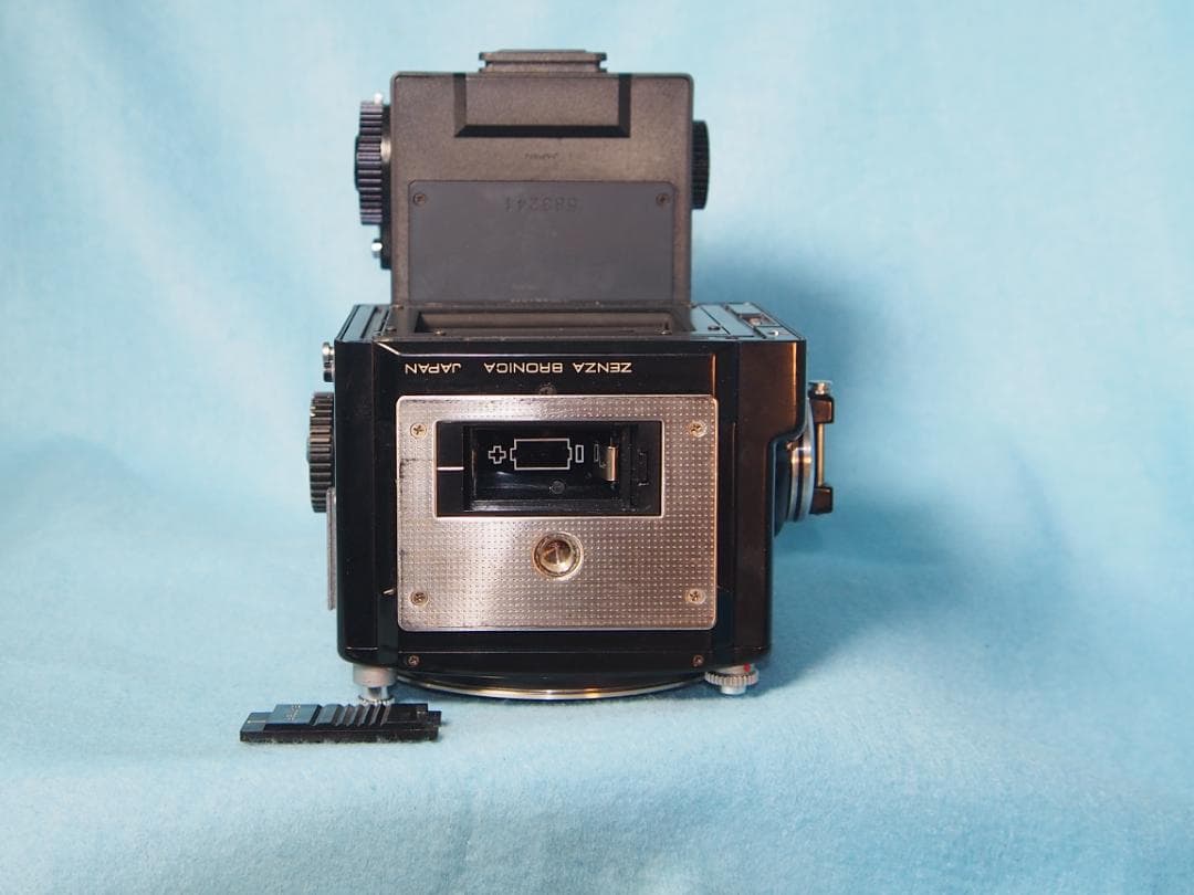 ZENZA BRONICA ETR 《レンズセット/動作品》