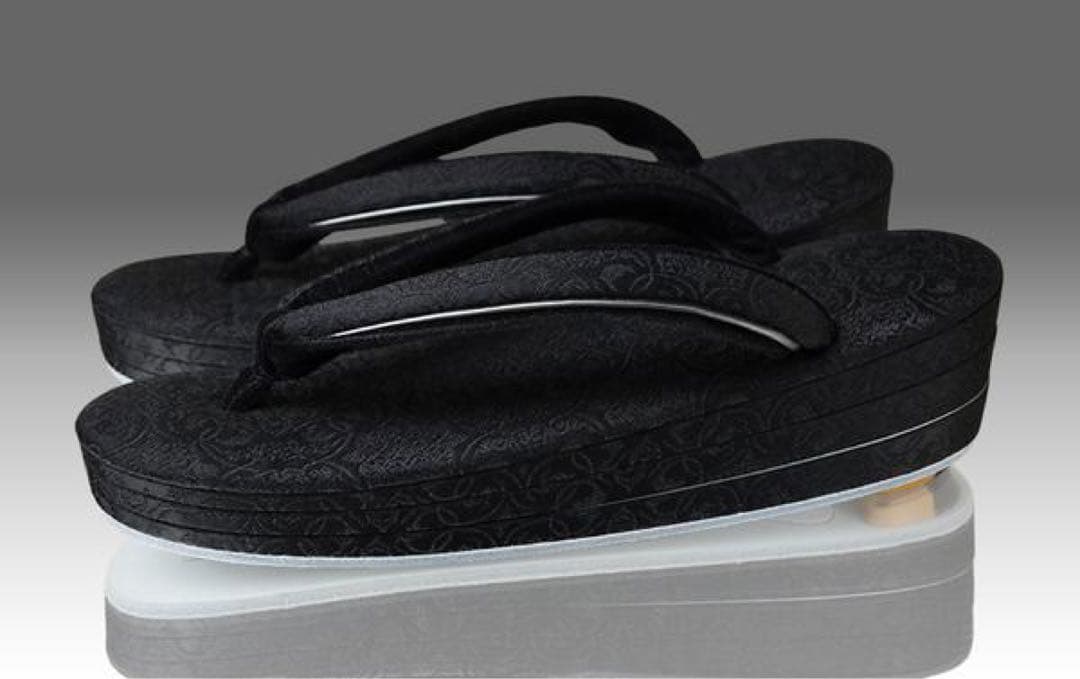 京都発 錦匠 龍村 総柄織地製草履 葡萄唐草文錦 Mサイズ✨【日本製