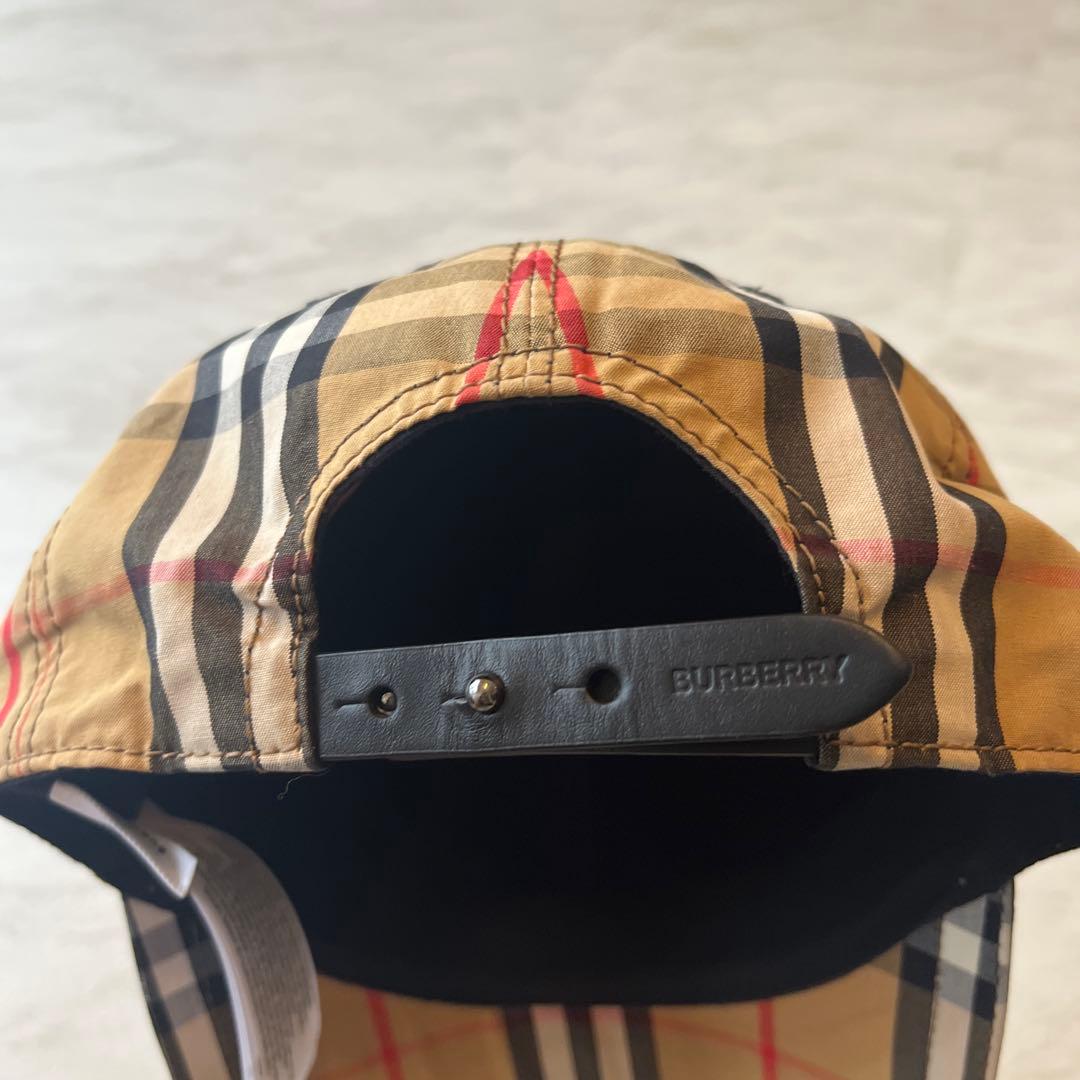 Burberry レインボーチェックベースボールキャップの通販はau PAY