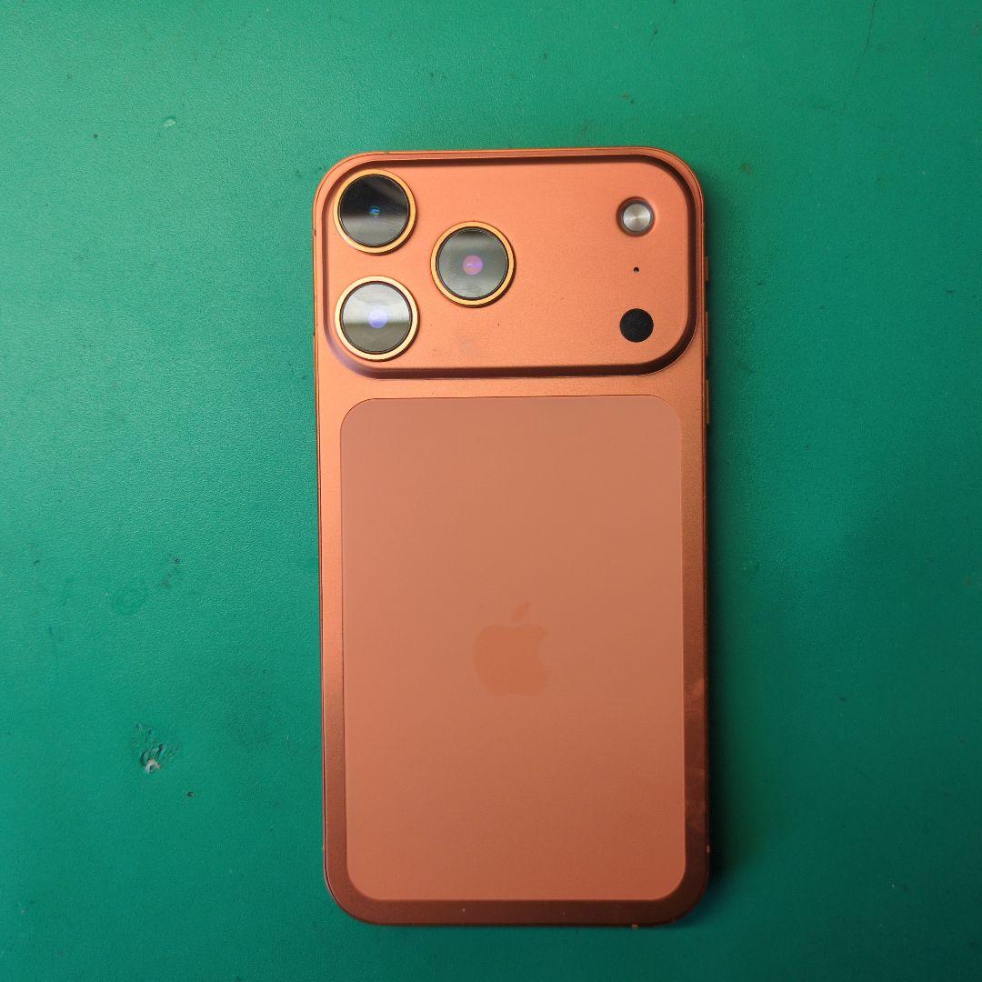 iPhone17Pro風のiPhoneXR 64GB iPhone 17 Pro and iPhone 17 Pro Max - Apple