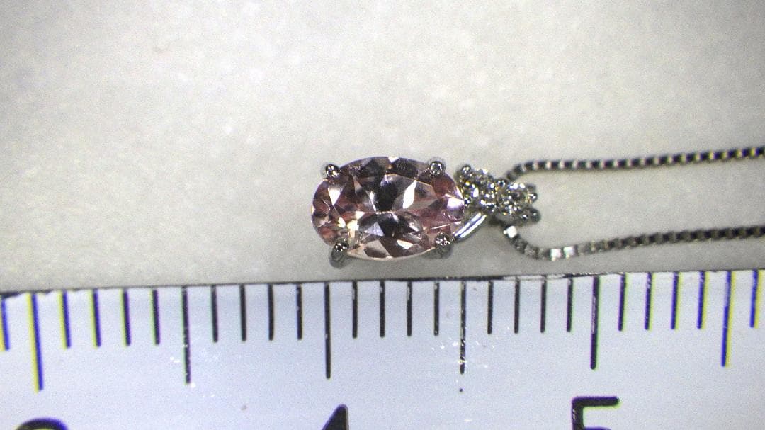 カロママさま専用：ドラゴンガーネット 0.5ct + ダイヤモンド ペンダント