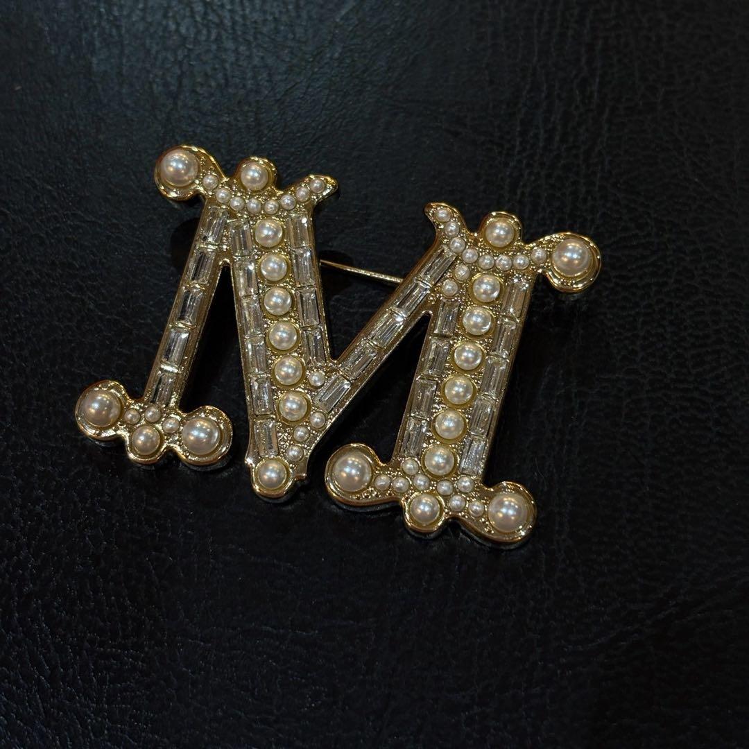 美品◆MAXMARA◆マックスマーラ \"M\" モノグラムクリスタルブロー