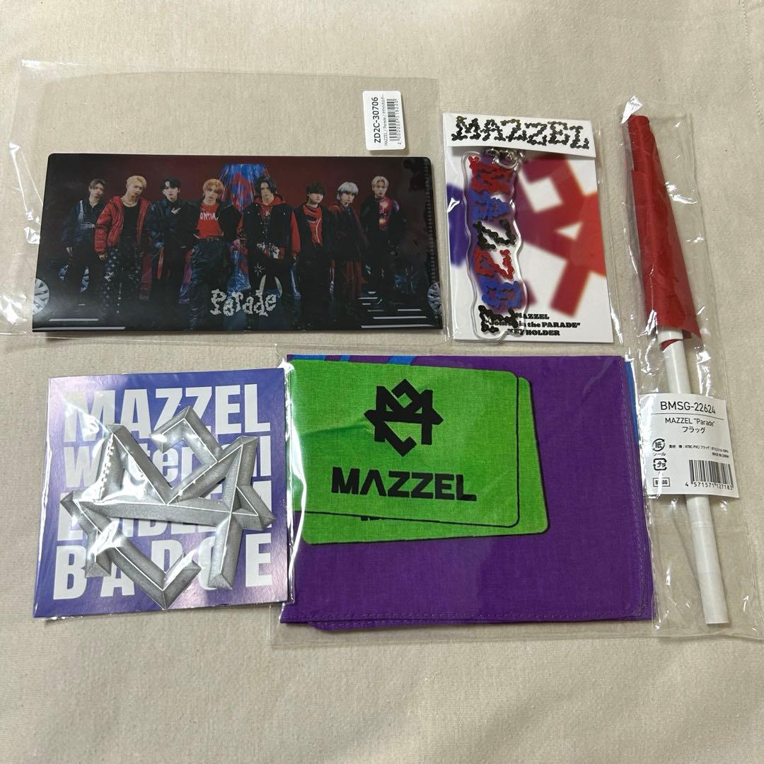 MAZZEL セット売り バンダナ フラッグ 旗 エンブレム キーホルダー