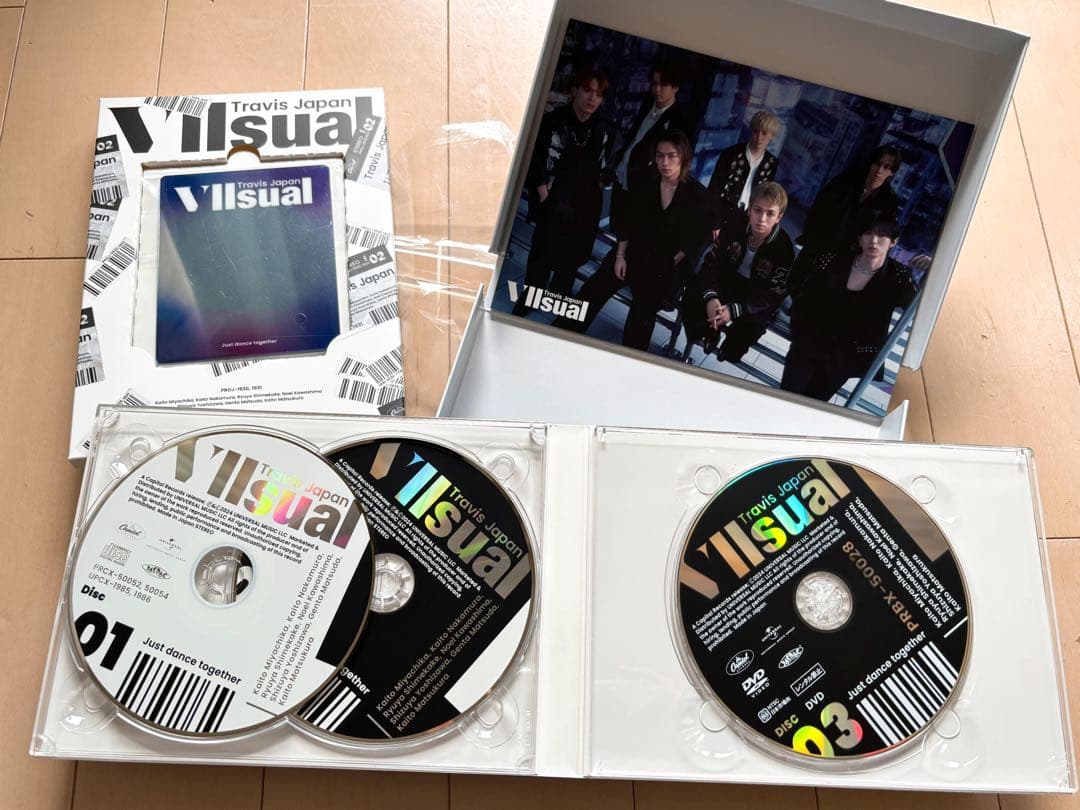 TravisJapan アルバム VIIsual FC限定盤 DVD - メルカリ