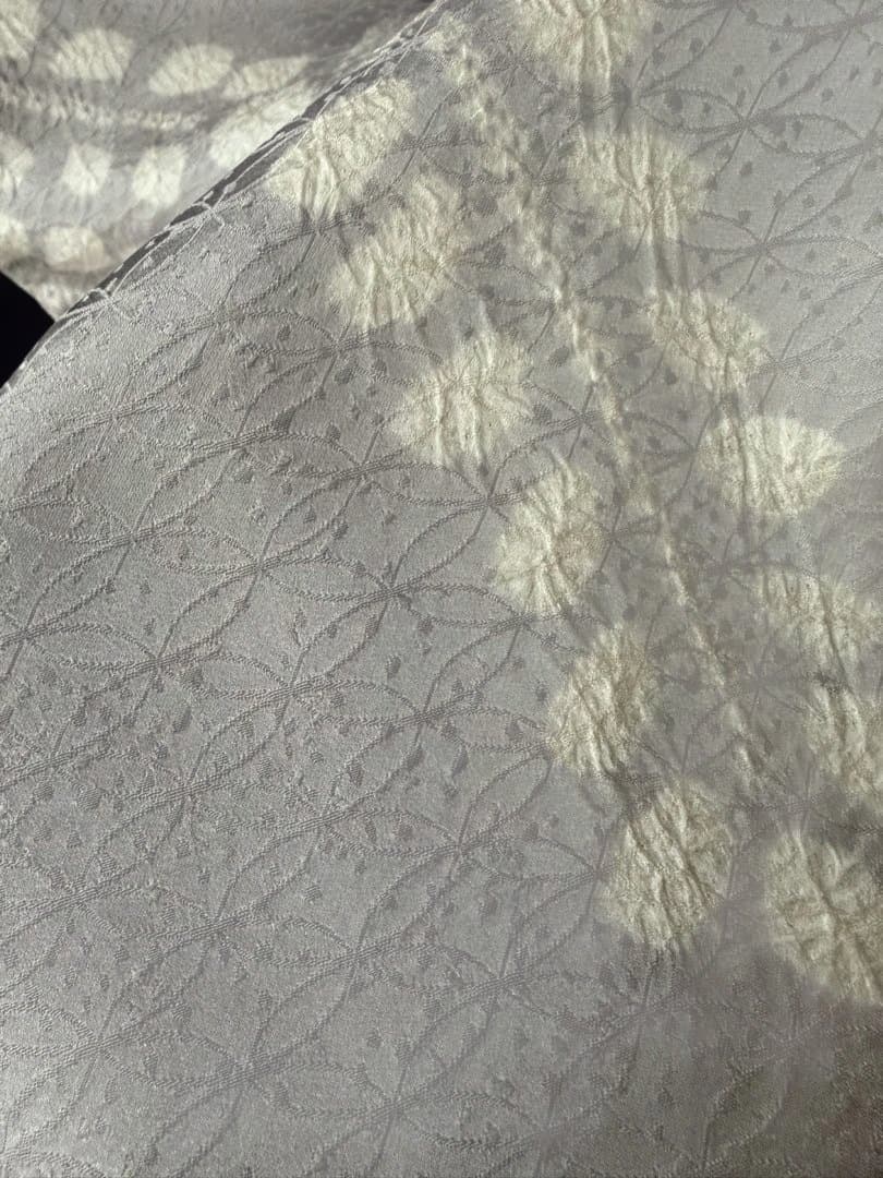 ☆マルさま専用☆銀座老舗きしや 絞りと刺繍 絹の艶としなやかさ 最