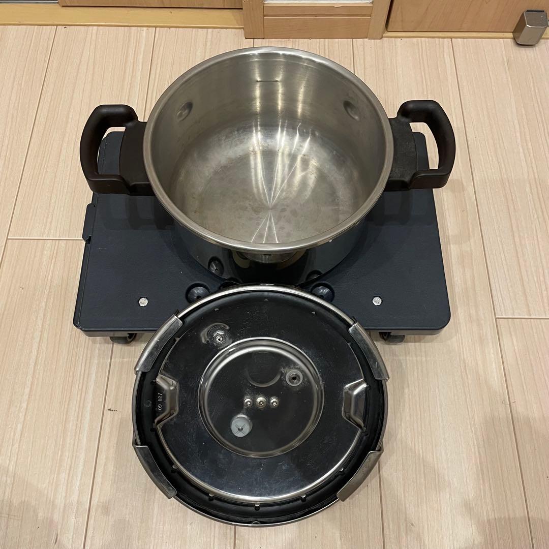 ル・クルーゼ T-fal MEYER アムウェイクイーン 両手鍋 圧力鍋 ケトル