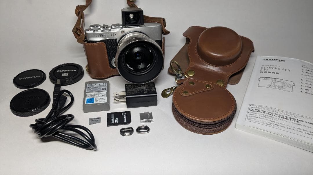 OLYMPUS PEN E-P7 ミラーレス一眼 フル+付属品多数【中古】 中古】オリンパス ミラーレス一眼 PEN E-P7 シルバー・ M.ZUIKO 14