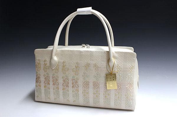 新品未使用品　京都 西陣織正絹帯地使用　利休バッグお茶席　25068 新品未使用品 京都 西陣織正絹帯地使用 利休バッグお茶席 2433 - メルカリ