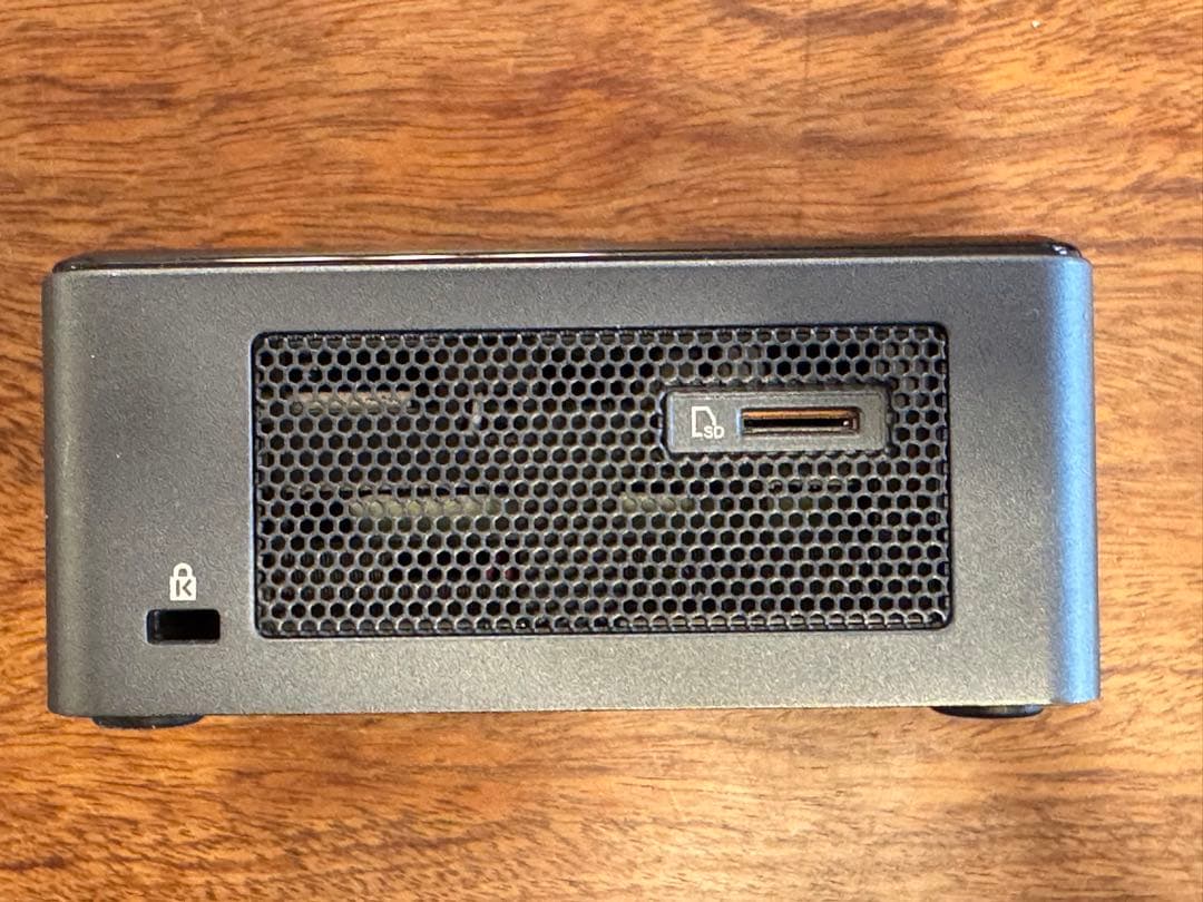 Intel BOXNUC8I7BEH メモリ32GB M.2 SSD 1TB - メルカリ