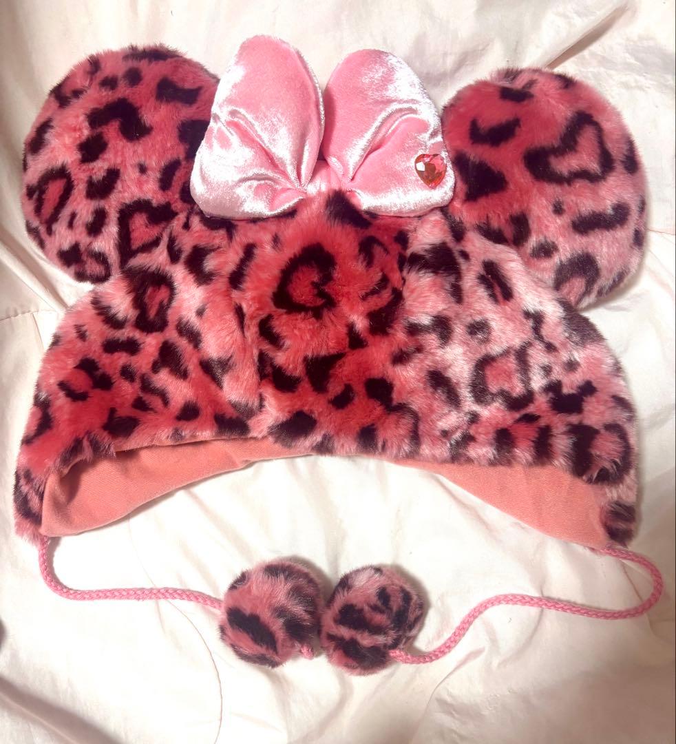 ミッキーマウス風ヒョウ柄ファー帽子 - メルカリ