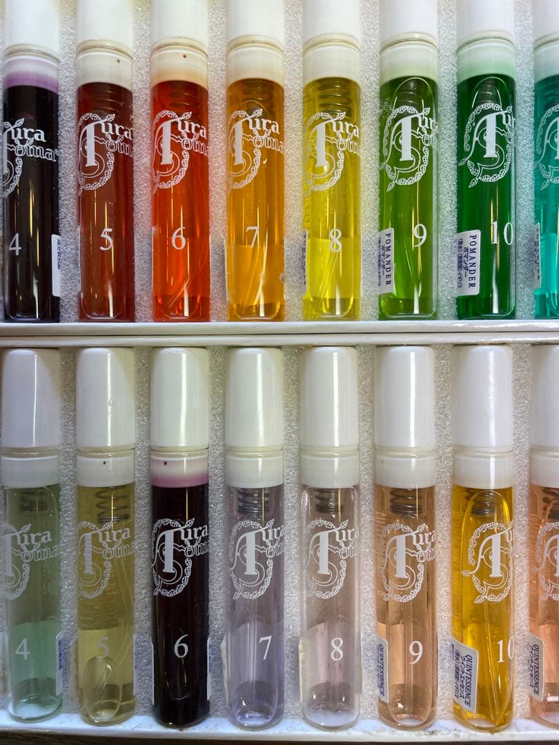 オーラソーマ】ポマンダー（15本） & クイントエッセンス（15本）セット