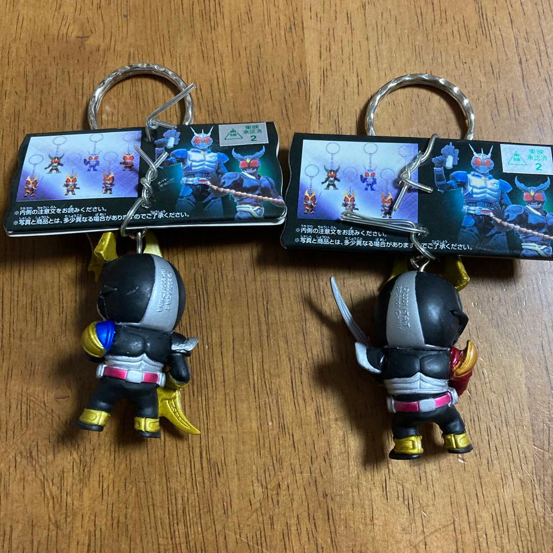 仮面ライダーアギト&仮面ライダークウガ フィギュアキーホルダー 2個