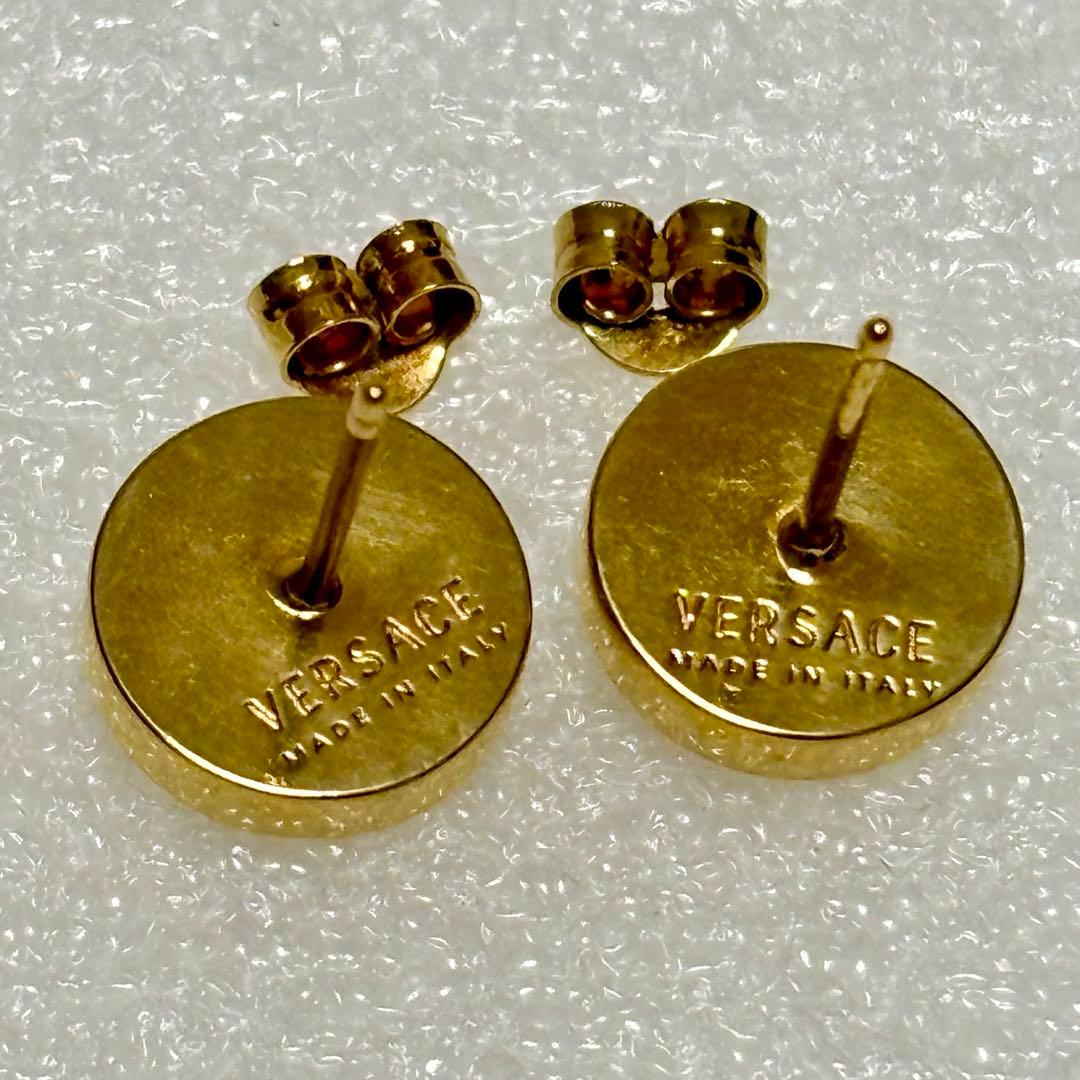 VERSACE メデューサ スタッドピアス - メルカリ
