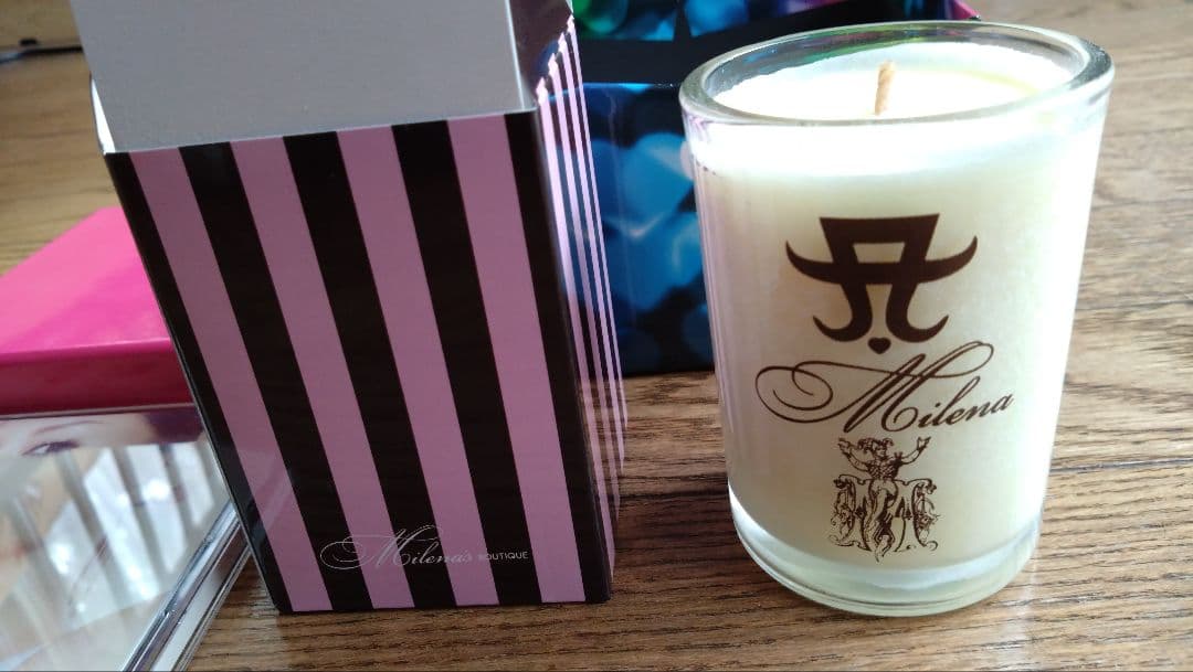 浜崎あゆみ Colours TeamAyu限定豪華BOXセット ミレナーズ - メルカリ