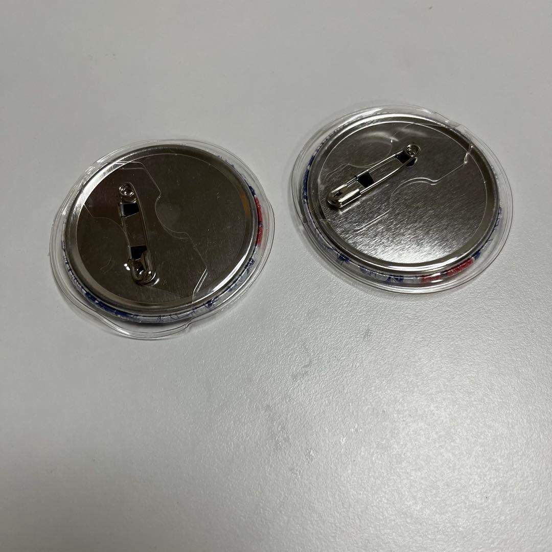 名探偵コナン 灰原哀 プレミアムナイト缶バッジ2個セット - メルカリ