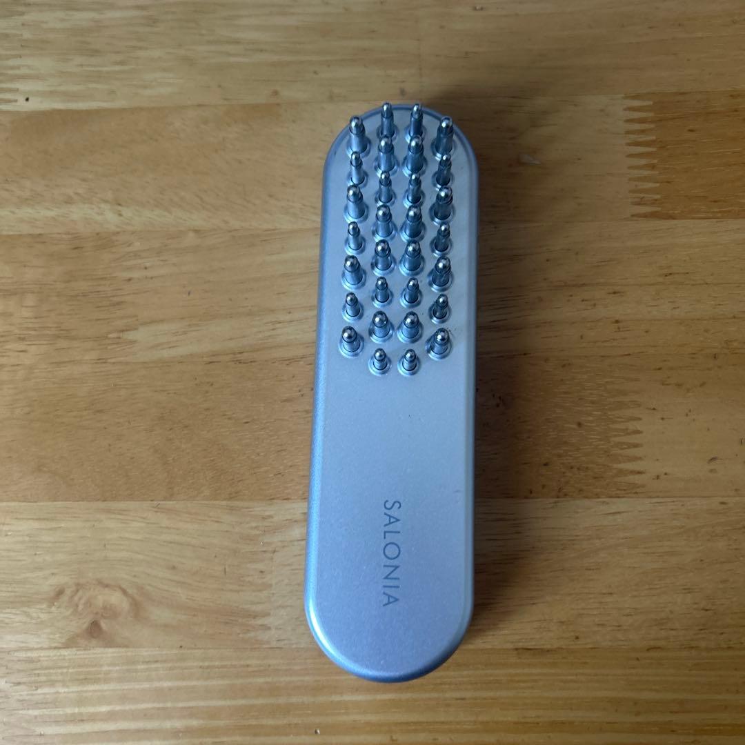 SALONIA 美顔器 電気ブラシ 本体のみ Amazon.co.jp: SALONIA サロニア EMS リフトブラシ 電気ブラシ 美顔器