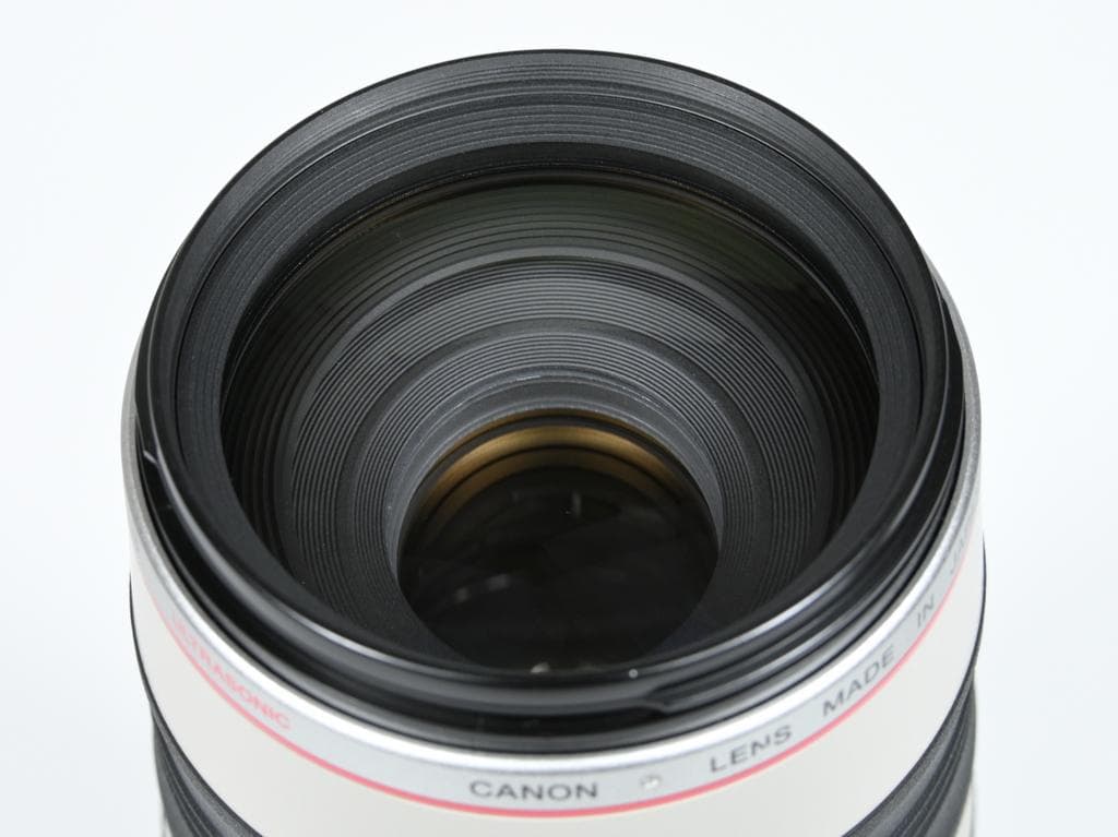 ほぼ新品 キヤノン EF 100-400mm F4.5-5.6 L IS USM