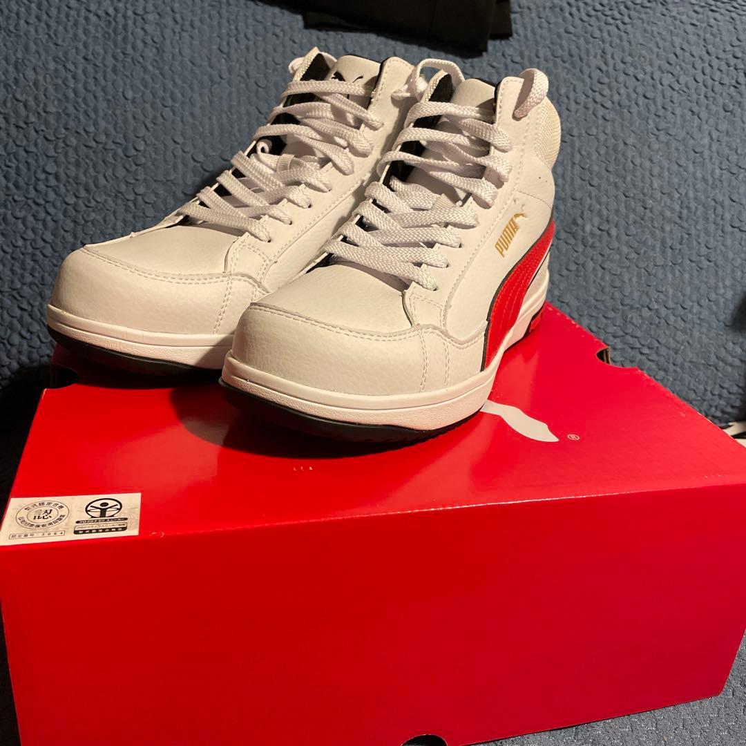 値下げ！安全靴 PUMA 63.208.0セーフティー ホワイト　25.5㎝ 楽天市場】安全靴 プーマ ヘリテイジ No.63.208.0 エアツイスト 2.0