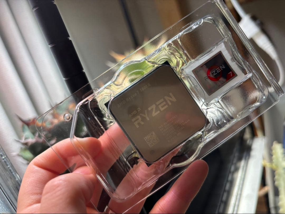 最安値 AMD Ryzen 7 5800X CPU AMD Ryzen 7 5800X 8-Core 3.8 GHz Socket AM4 105W 36MB Cache