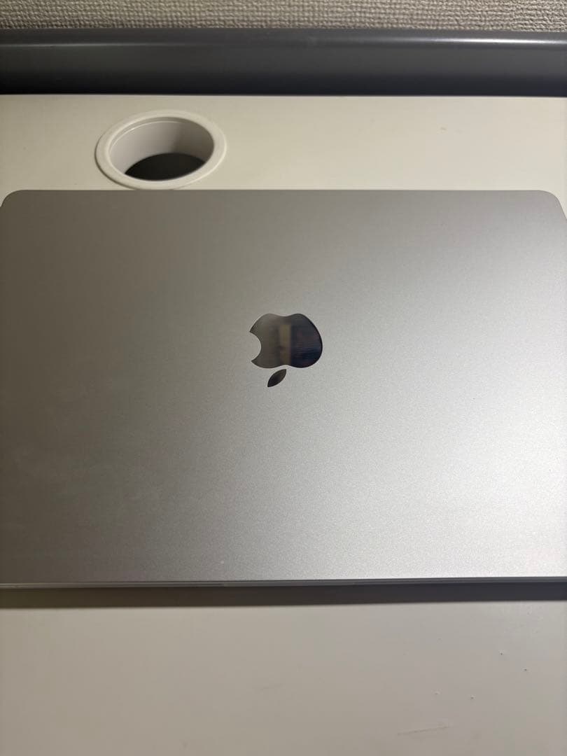 MacBook Air シルバー（15インチ，M3，2024） Refurbished MacBook Air 15-inch M3 (Silver, 2024) Hoxton Macs