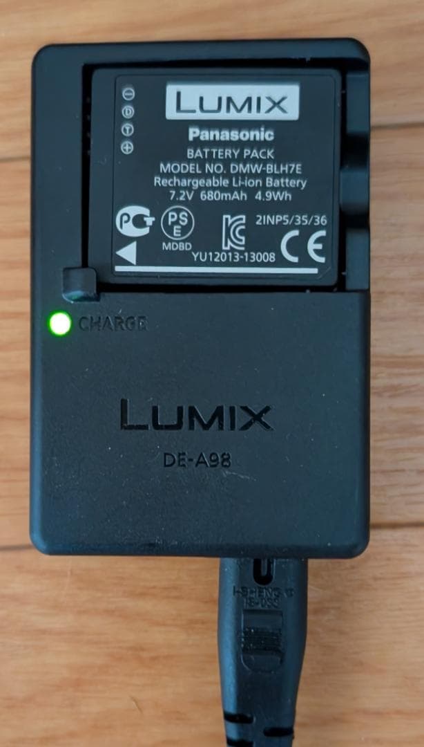 Panasonic LUMIX DMC-GF8 レンズキット 美品 ほぼ未使用 - メルカリ