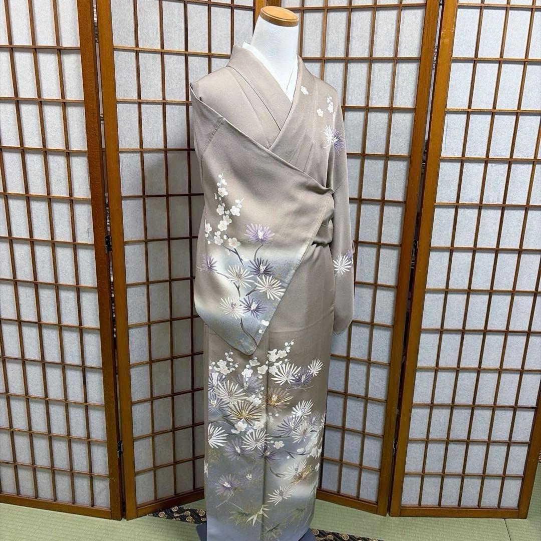 正絹　付け下げ　友禅染《金彩　金駒刺繍　花々》