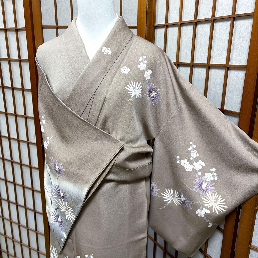 正絹　付け下げ　友禅染《金彩　金駒刺繍　花々》