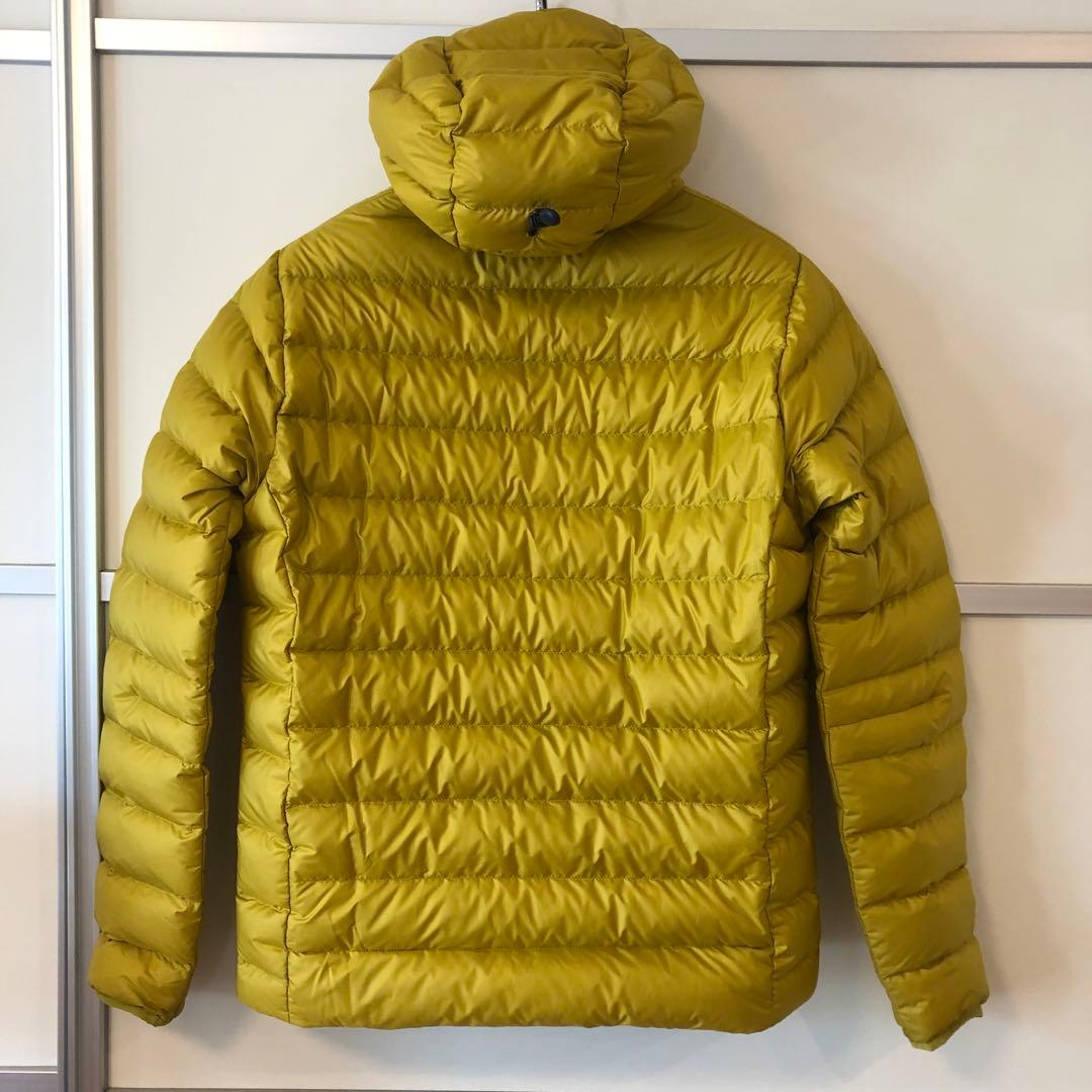 Patagonia ダウンセーターフーディー プルオーバー S - メルカリ