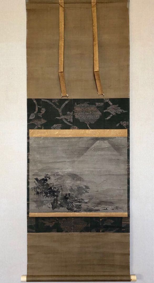 伝 雪舟 『雲海之富士』/水墨画 山水 古画 破墨　富士 楽天市場】絵画 日本の名画 破墨山水図 雪舟 額入り インテリア アート