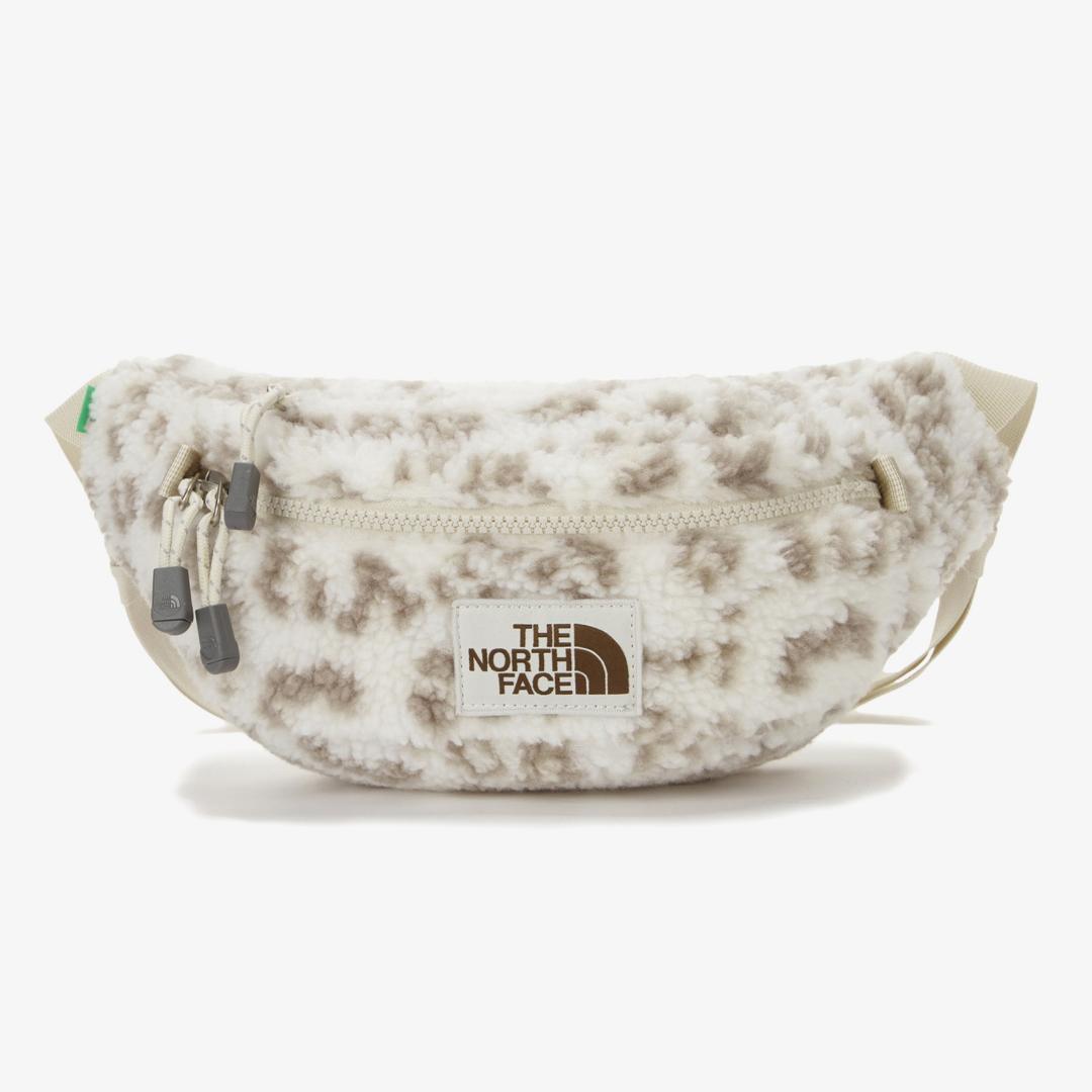 海外！ノースフェイス　ボディバッグ　ショルダーバッグ　レオパード柄　ベージュ THE NORTH FACE ノースフェイス 海外限定 ショルダーバッグ クロス