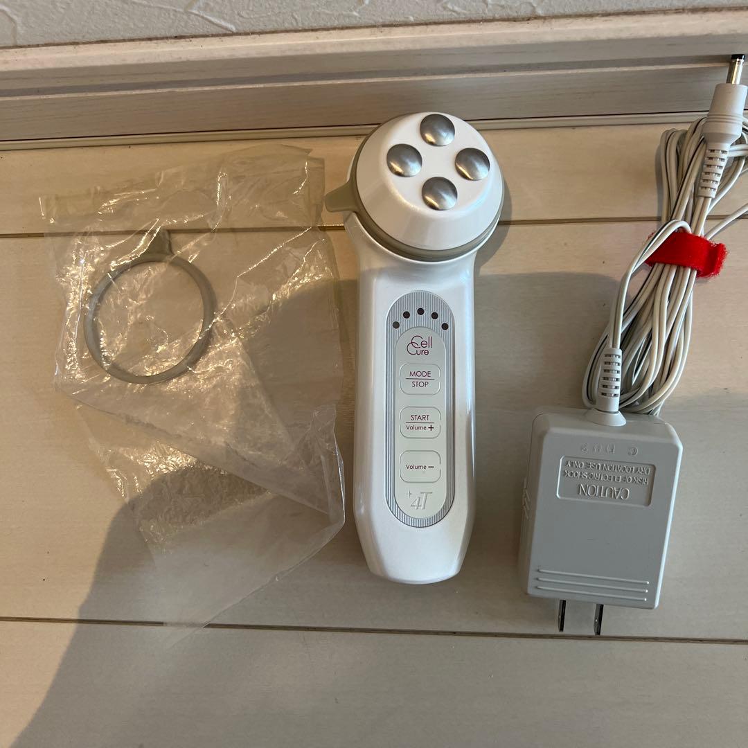 ゆ*う様 セルキュア4t 美顔器 ホワイト 充電器付き レンタル】ベレガ(BELEGA) 美顔器・スチーマー セルキュア4T プラス