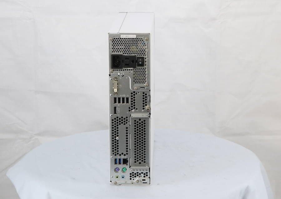 FUJITSU ESPRIMO D556/RX Core i3 7100 - メルカリ