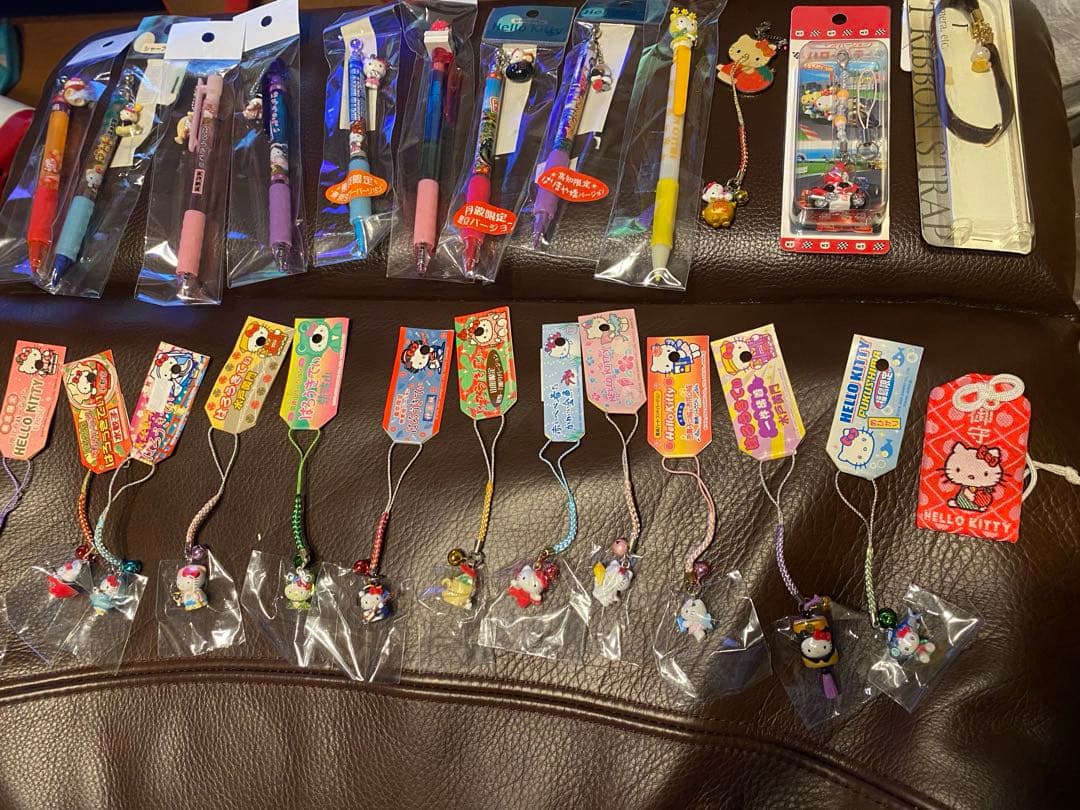 ハローキティストラップまとめ売り