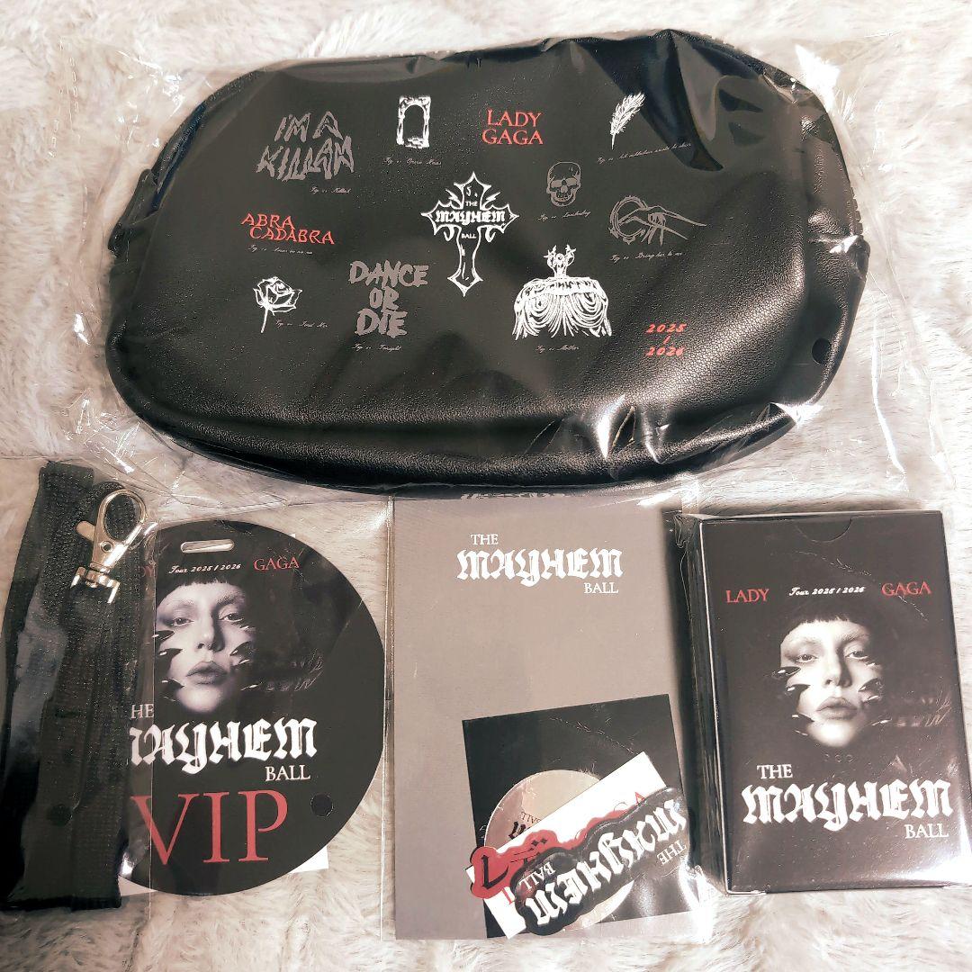 LADY GAGA THE MAYHEM BALL VIP Silver 未開封 - メルカリ