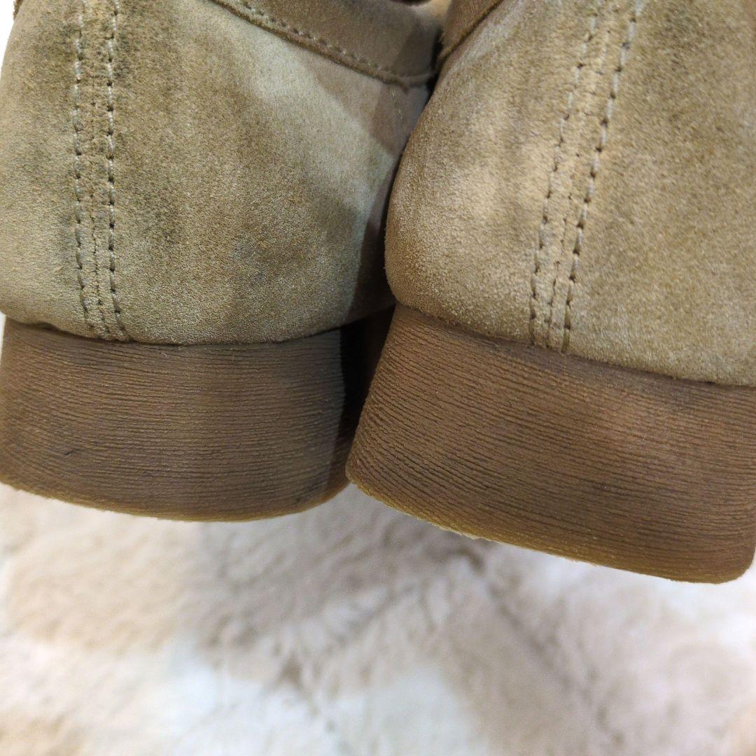 Clarks！ワラビー　25.5cm　EU40　クラークス　ベージュ　スエード