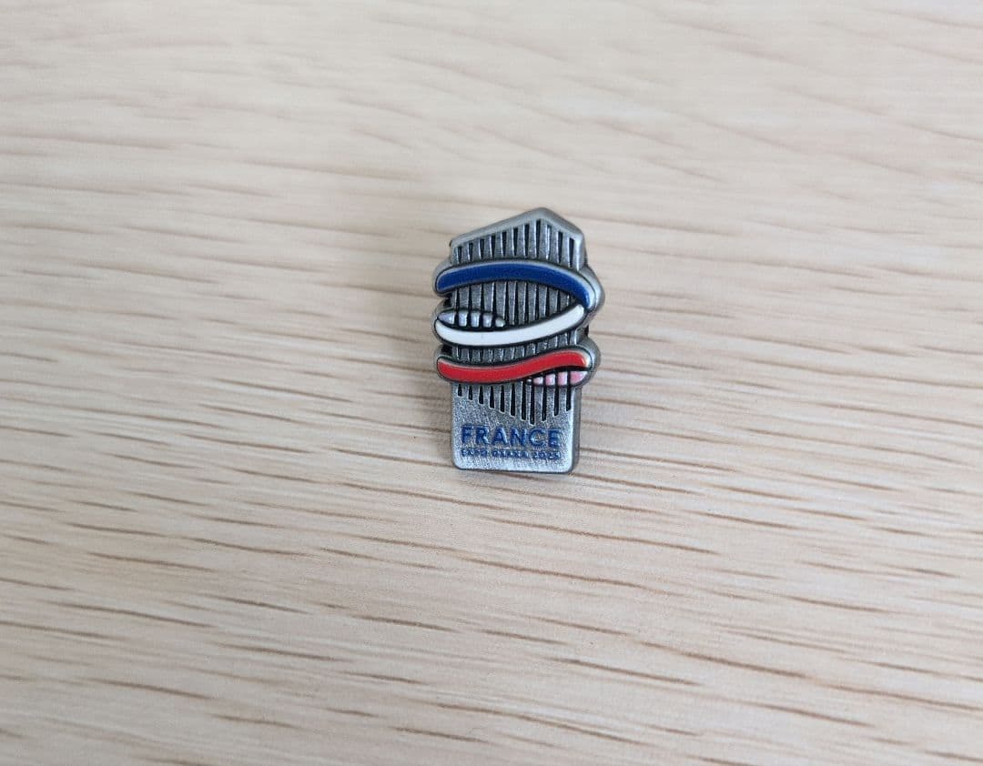 フランス館 ピンバッジ 大阪万博 非売品 レア - メルカリ