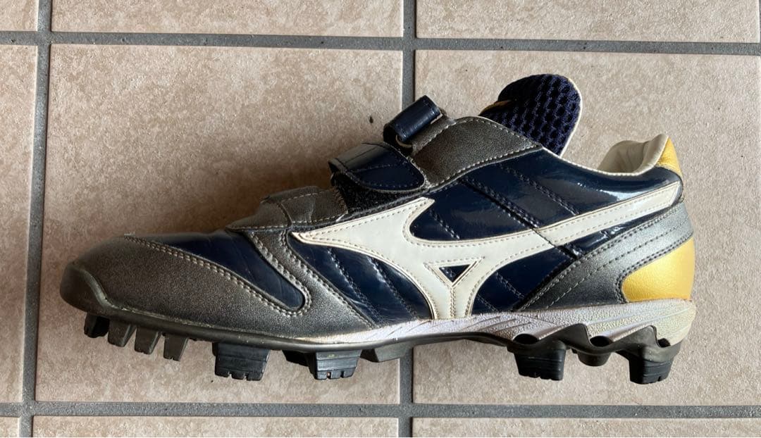 東京ヤクルトスワローズ・宮本慎也選手 使用スパイク(26.5cm) - メルカリ